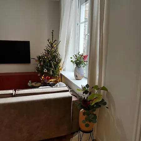 Z Widokiem Na Ogrod Apartman
